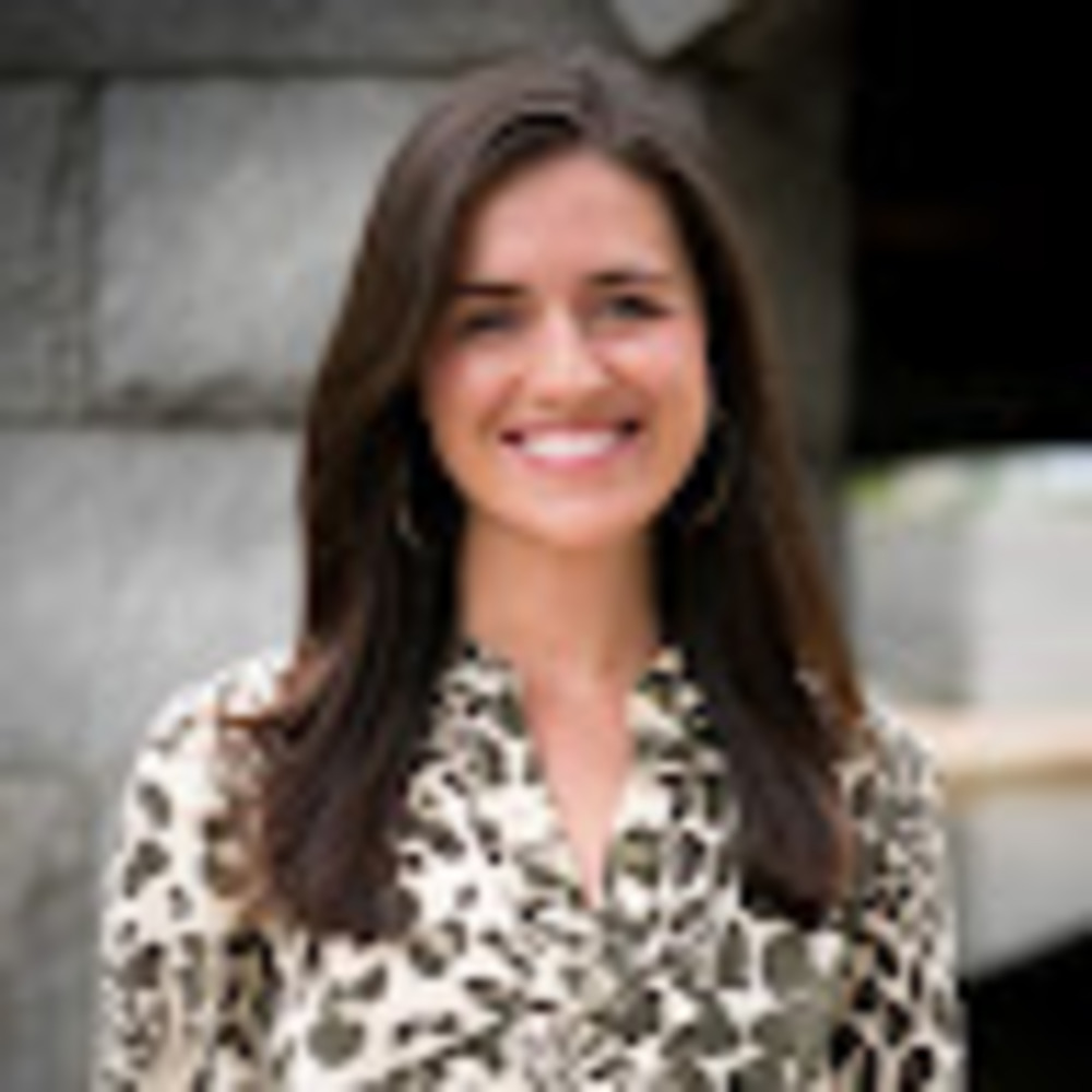 Meet your Posher, Claire